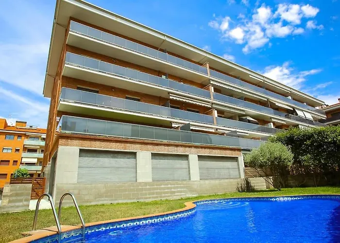 Al38 Elegant Apartment In Fenals Beach