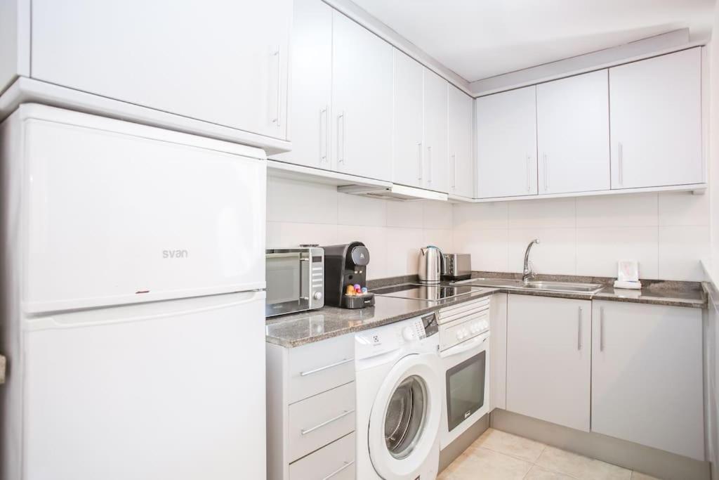Al38 Elegant In Fenals Appartement *